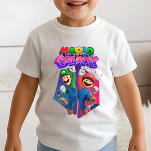 Camiseta de la película Super Mario Galaxy, camiseta de Peach, Yoshi, Bowser y Luigi, camiseta Mario desde el 85 para gamers, camiseta de Super Mario de Universal Studios imagen 1