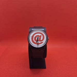 Vintage Swatch Watch GB173: Bullseye Dial, Swiss Quartz, 1995