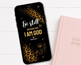 Papel de parede cristão para celular – Salmo 46:10 Aquieta-te com estampa de leopardo (Download digital)