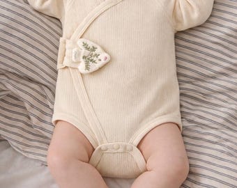 Body tipo kimono de algodón orgánico para bebé: mono de manga larga con canalé suave