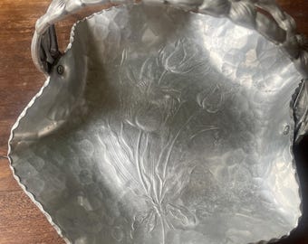 Panier vintage Rodney Kent en aluminium forgé à la main (n° 429), plateau à bijoux