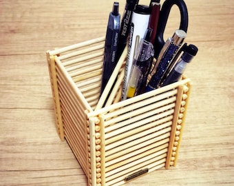 Handmade Pen Holder Made of Disposable Bamboo Chopsticks: Eco-Friendly Desk Organizer, Desk Accessories, Sustainable Office Supply Storage