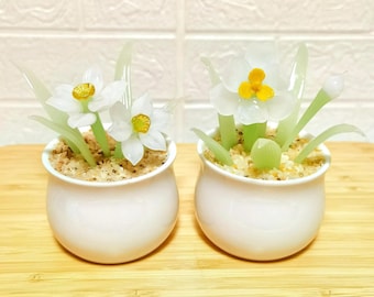 Handmade Glass Daffodil Flower: Miniature White Narcissus Floral Sculpture, Spring Home Accent, Elegant Home Decoration, Cottagecore decor