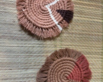Conjunto de 2 porta-copos de macramê