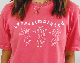 Camiseta engraçada com meme superestimulado, camiseta irônica com gatos Doodle Cats, camiseta retrô com gato antissocial amante de gatos, camiseta engraçada com piadas sobre gatos e memes de gatos