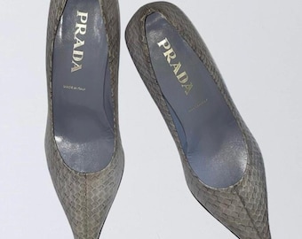 Vintage Archive Prada Early 2000s Black Leather Kitten Heel Mules