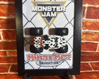Monster Jam Monster Mutt Auto Art