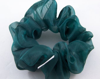 Emerald Green Organza Scrunchie  |   Green Scrunchie | Organza Scrunchie | Christmas Scrunchie | maid of honour gift | Bridesmaid |xmas gift