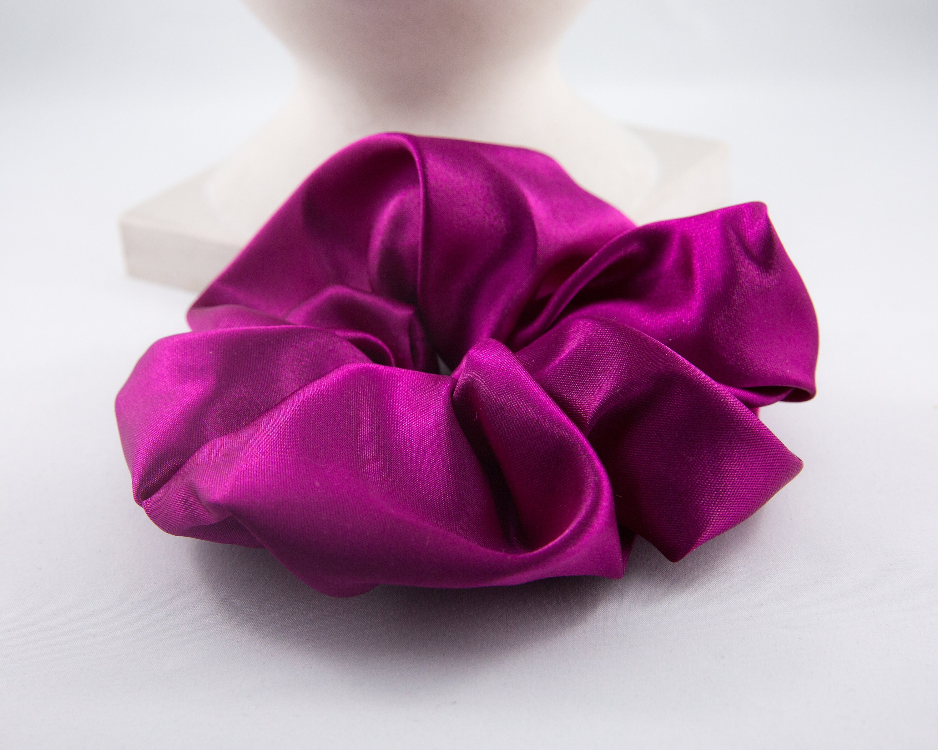 Full Scrunch Tie Side Fuschia