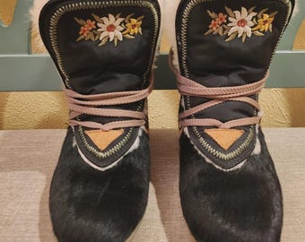 Vintage 1990s TECNICA Italy Mens Black Goat Fur Apres Ski  display picture 1