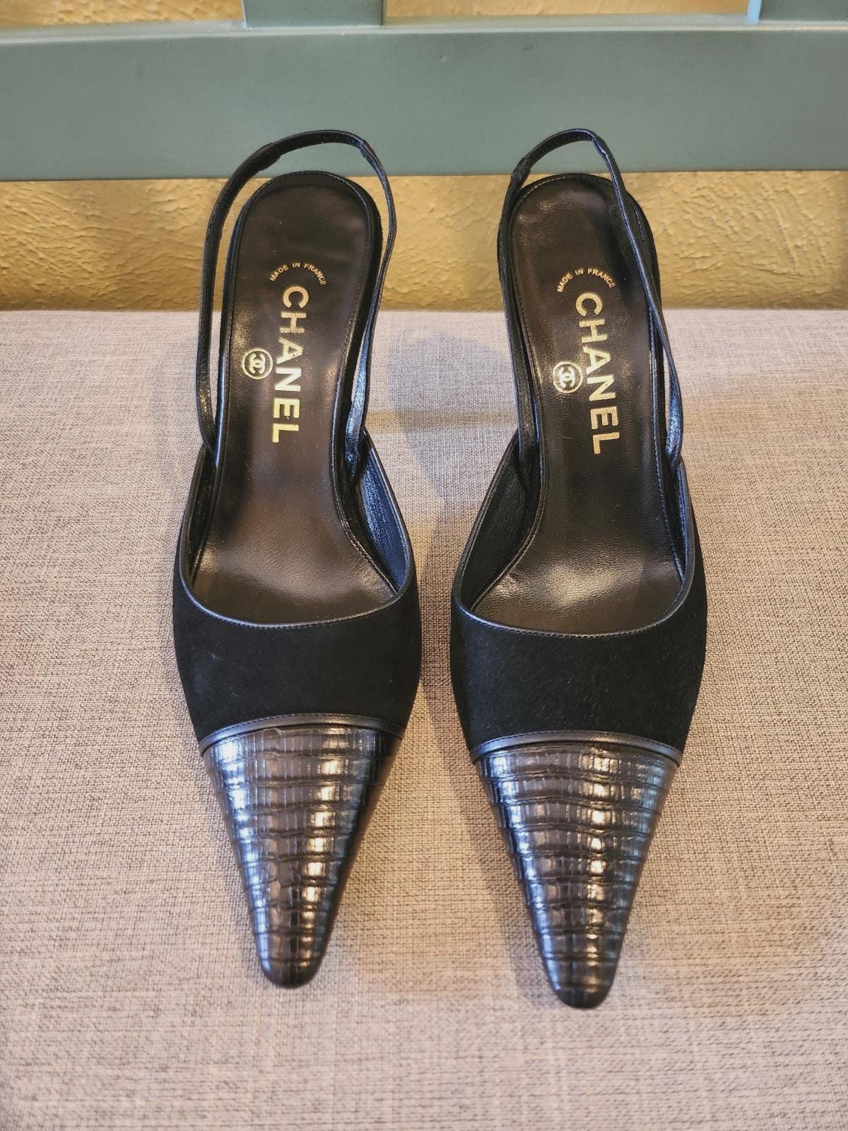Vintage Chanel Pumps - Etsy
