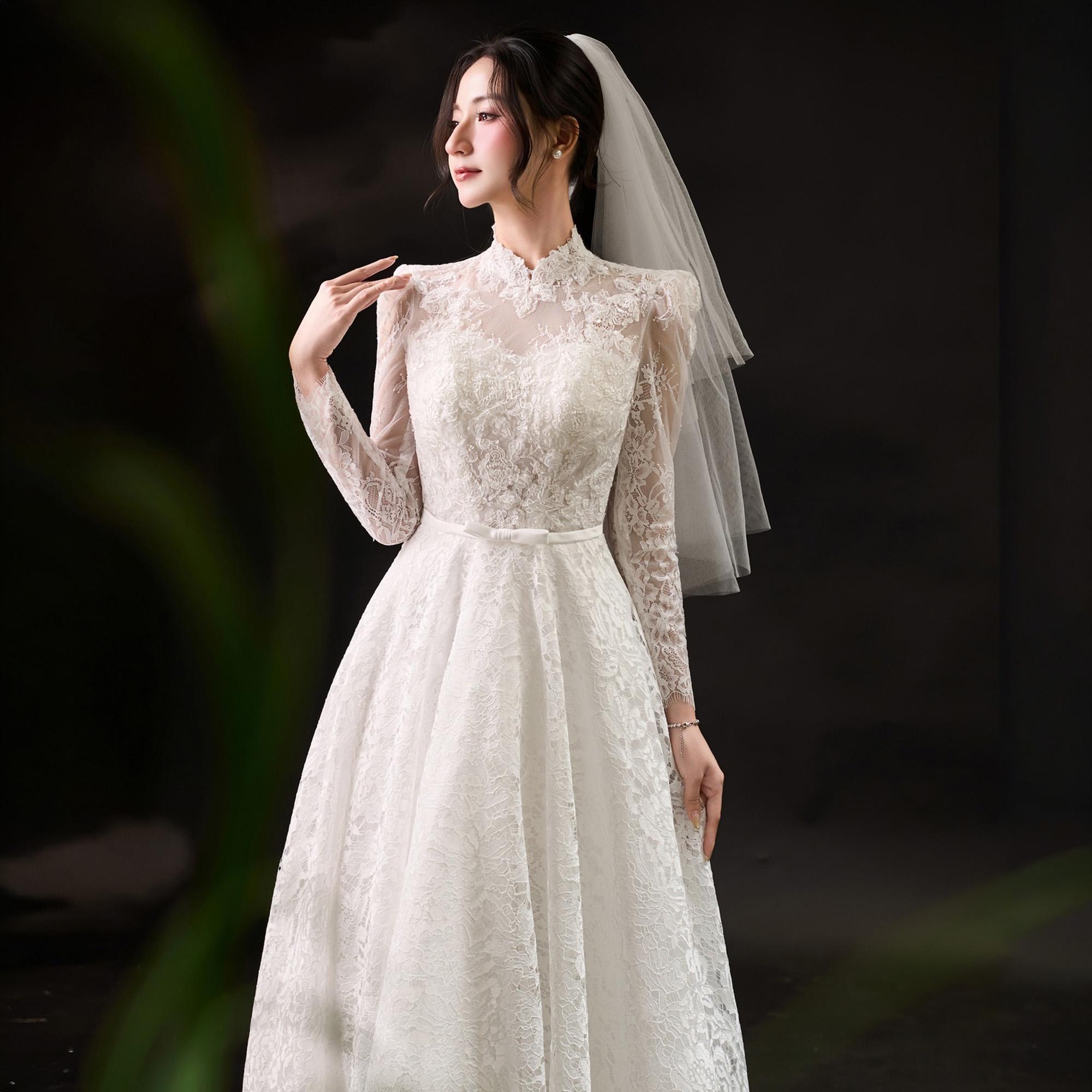 Robe Traditionnelle Qi Pao Occasion - Blanc à Fleurs Violettes - Taille Large