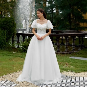 Boho White Wedding Dress Square Neck, Forest wedding dress Fairy Style