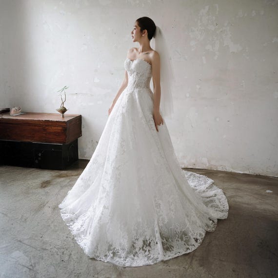 shoulder wedding princess ball gown corset wedding dress Long sleeve off the shoulder lace wedding dress, romantic princess bal