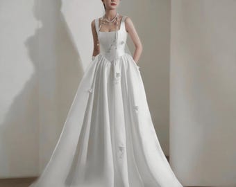 Square Neck Wedding Dress Satin A-line Simple Princess Wedding Dress Custom Bridal Gown