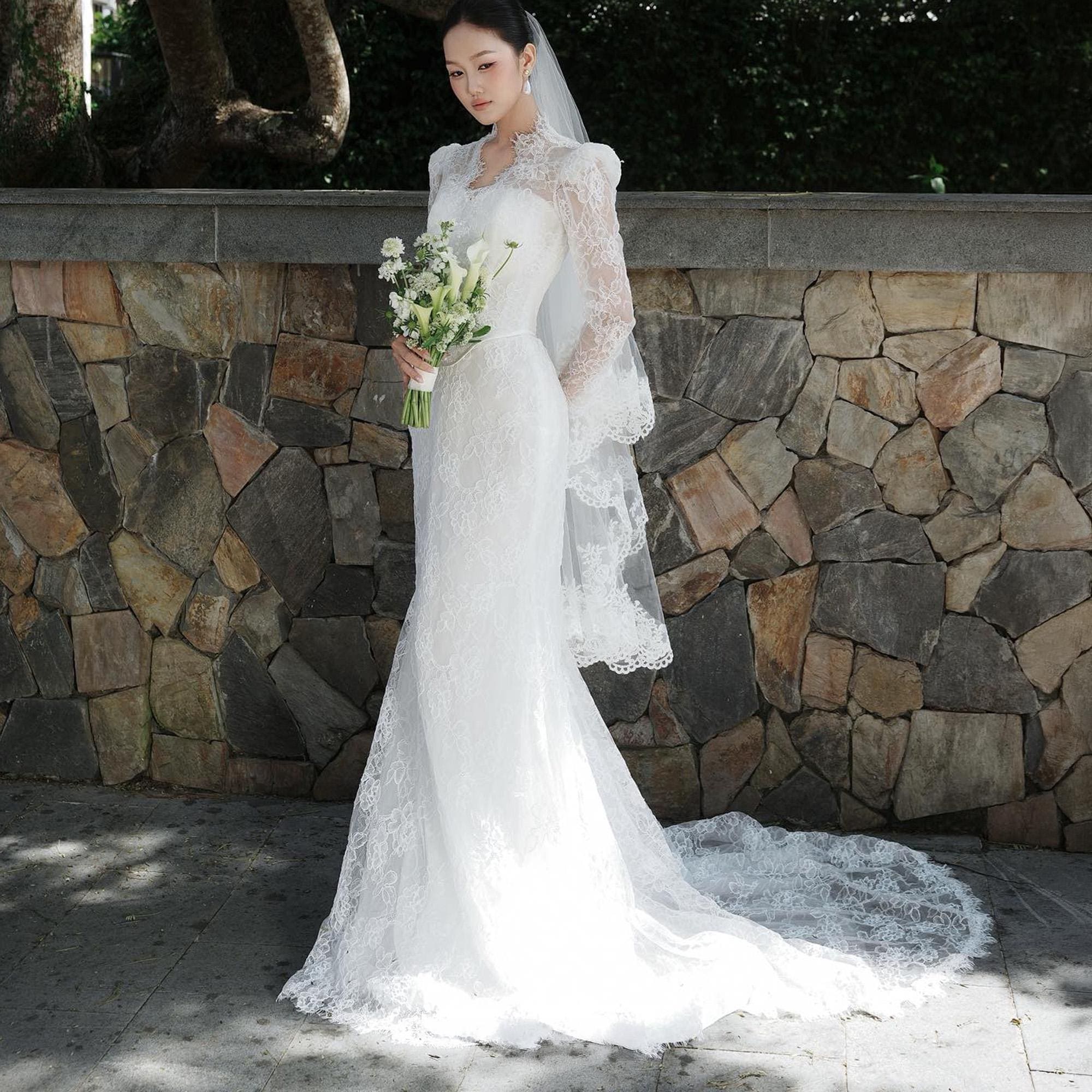 mermaid long sleeve lace wedding dress Fall Long Sleevess Lace Mermaid Illusion neck White Wedding Dress
