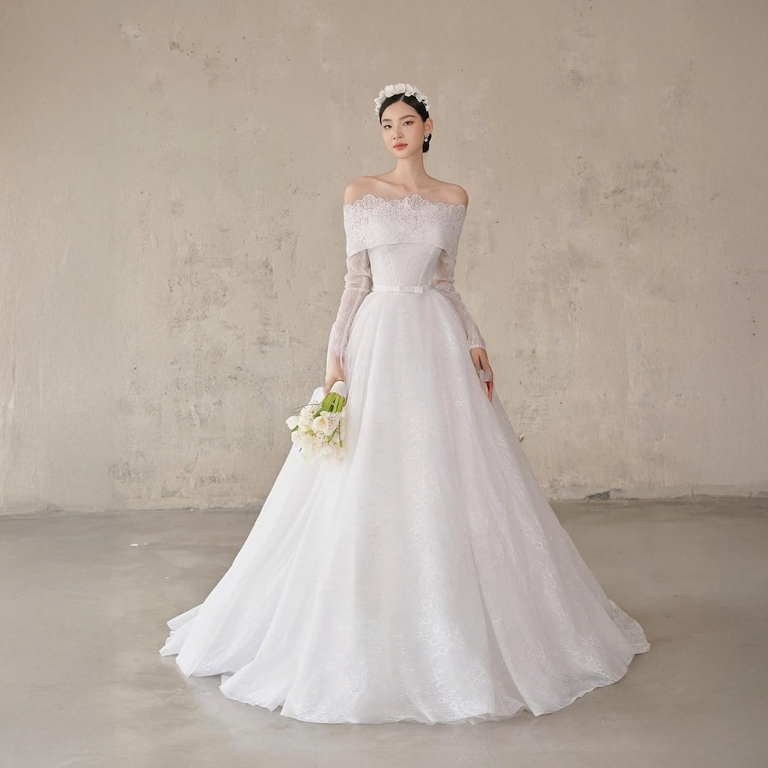 Vintage Lace Wedding Dress off the Shoulder, Detachable Long Sleeves ...
