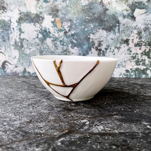 White Kintsugi Bowl