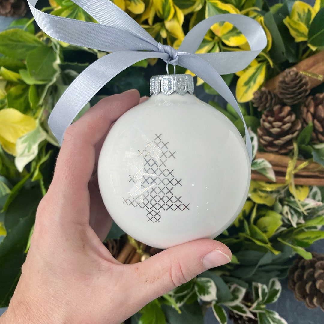 White Porcelain Bauble With Christmas Tree, Minimalist Christmas ...