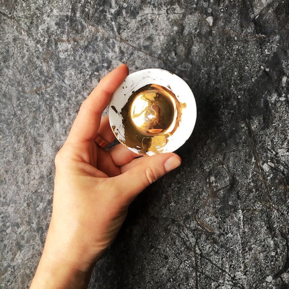 14K Gold Porcelain Ring Dish: Handmade Bone China Trinket Holder