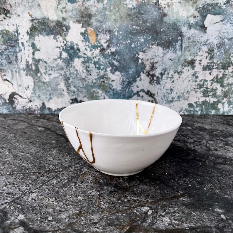 White Kintsugi Bowl