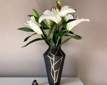 Large Kintsugi Vase in Black or White, Milestone Gift