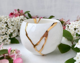 Kintsugi Teacup, White or Black Japanese Teacup, Kintsugi Candleholder