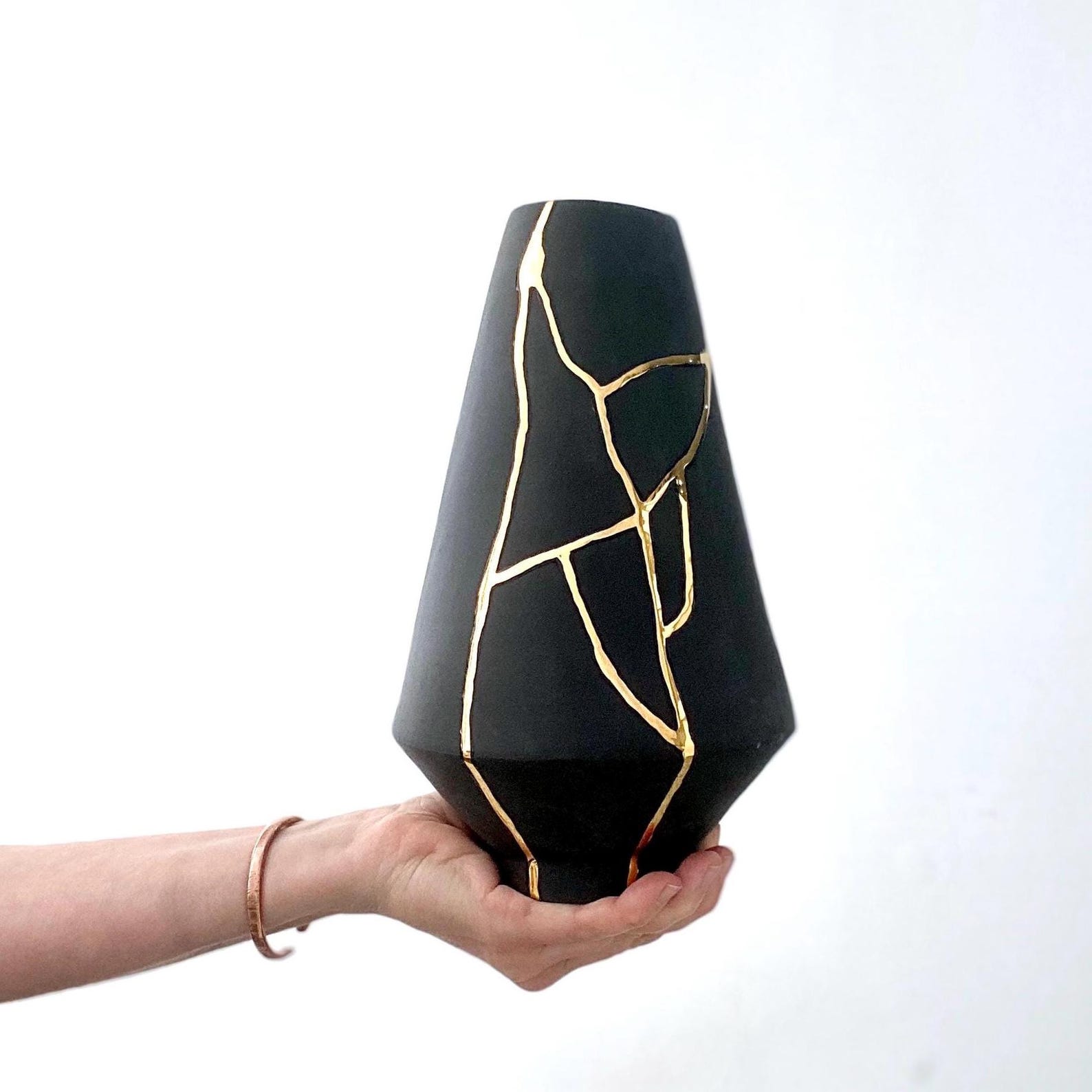 Large Kintsugi Vase in Black or White, Milestone Gift - Etsy