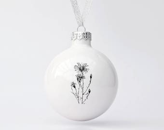 Pallina di Natale minimalista con disegno di camomilla vintage, pallina di Natale fatta a mano con disegno botanico