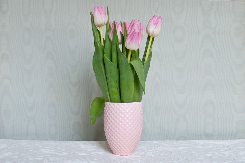 Textured Flower Vase, Pineapple Patterned Tumbler Mug, Modern Flower Vase, Smoothie Beaker Pink