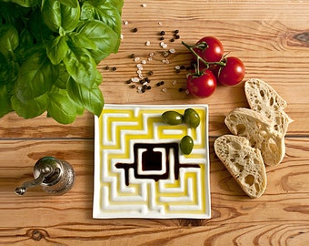 Olive Oil Bread Dipping Plate, Olive Oil Plate, Decorative Plate, Ceramic Plate with Maze