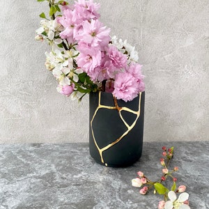 Black Kintsugi Vase, Minimalist Kintsugi Vase