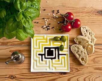 Olive Oil Bread Dipping Plate, Olive Oil Plate, Decorative Plate, Ceramic Plate with Maze