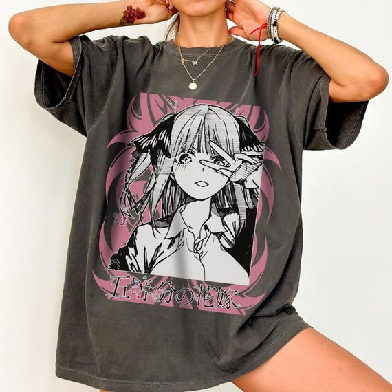 Anime T-shirt, Retro Gamer Tee, Cool Fanart Wear, Kawaii Gift Tee, Streetwear Top, Otaku Graphic Tee, Japanese Art Top, Manga Aesthetic