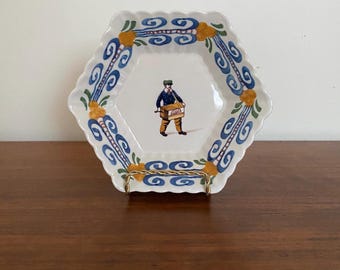Hexagonal Wall Art Plate with Hand-painted Street Musician