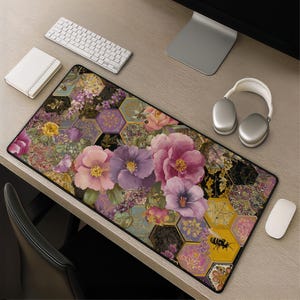 Tapete de mesa com estampa floral em favo de mel, mousepad com peônia rosa e abelha, mousepad com estampa floral paisley ornamentada, tapete de teclado grande com estampa botânica em patchwork.