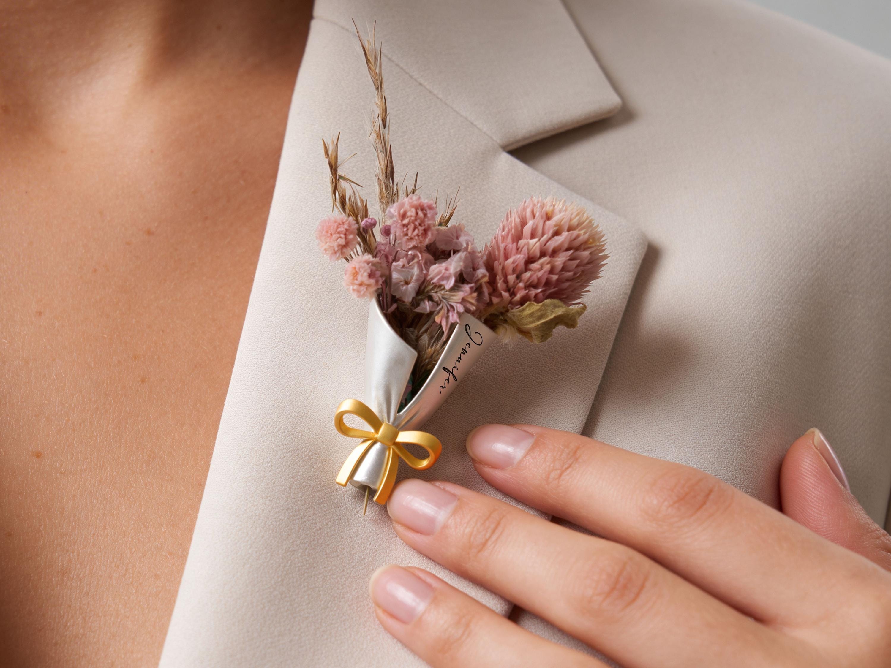 Vintage Boutonniere Holder - Etsy
