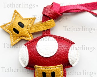 Magic Mushroom Star Leather Bag Charm, Hand-Stitched Keychain Accessory