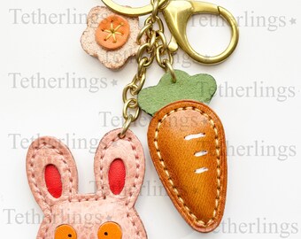 Pingente de coelho da Páscoa em couro genuíno, feito à mão, para bolsas e chaveiros.