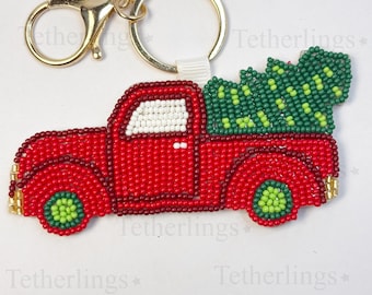 Portachiavi con camioncino rosso e albero di Natale, ciondolo a forma di perlina: portachiavi fatto a mano