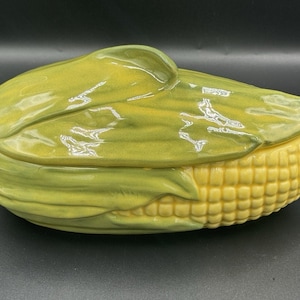 Vintage Shawnee Pottery Corn King Covered Casserole Dish #74 USA 1.5 Qt Ceramic