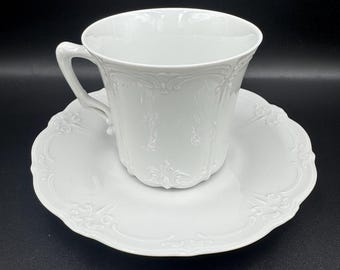 TIRSCHENREUTH ホワイト食器セット Vintage Tirschenreuth Baronesse Coffee Cup & Saucer Set – Embossed