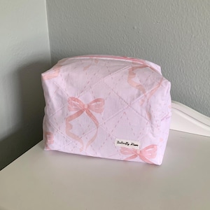 Ballet Bows Quilted Makeup Bag / cute trendy aesthetic quilted cosmetic bag