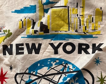 1964 NY World's Fair Scarf – Unisphere Graphic, Vintage Souvenir (Like New)