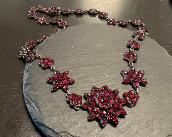 Victorian full Bohemian Rose Cut Garnet-Sars and flowers Necklace-length 16"