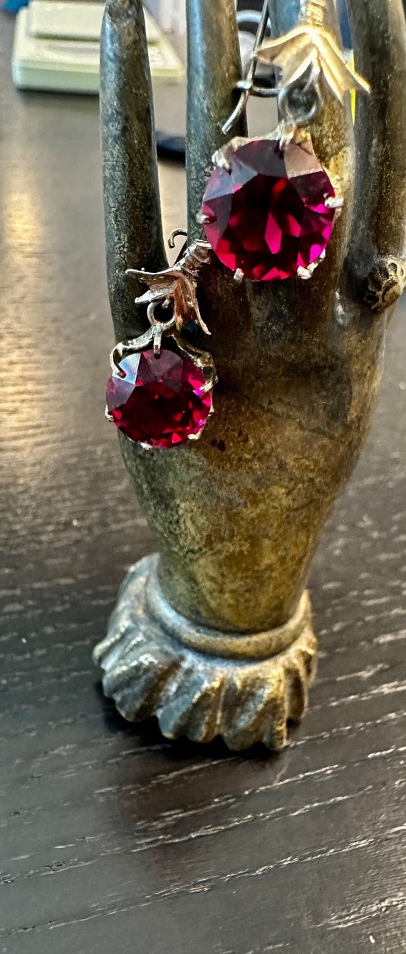 10kt late victorian drop earrings festive red glas