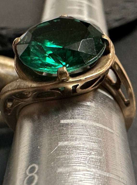 10k ring-Mid Century Large emerald green man made… - image 7