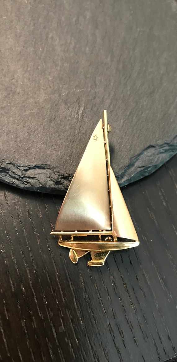 Tiffany 14k multigold sailing ship brooch! Vintage