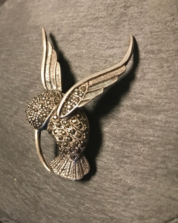 Vintage jeweled sterling hummingbird in flight-ma… - image 1