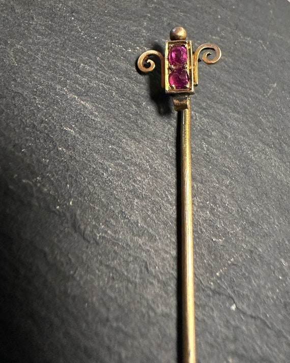 Victorian 14K double ruby stickpin